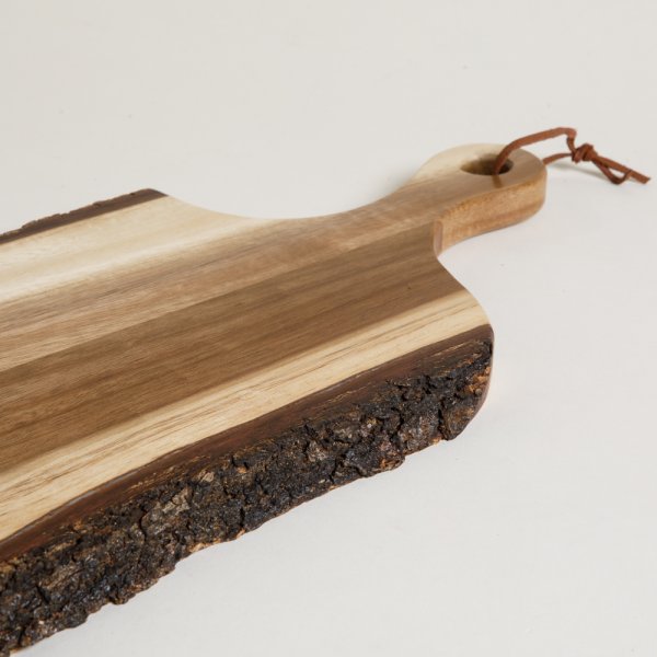 TABLA DE ACACIA CON CORTEZA MISHKA 38X21CM