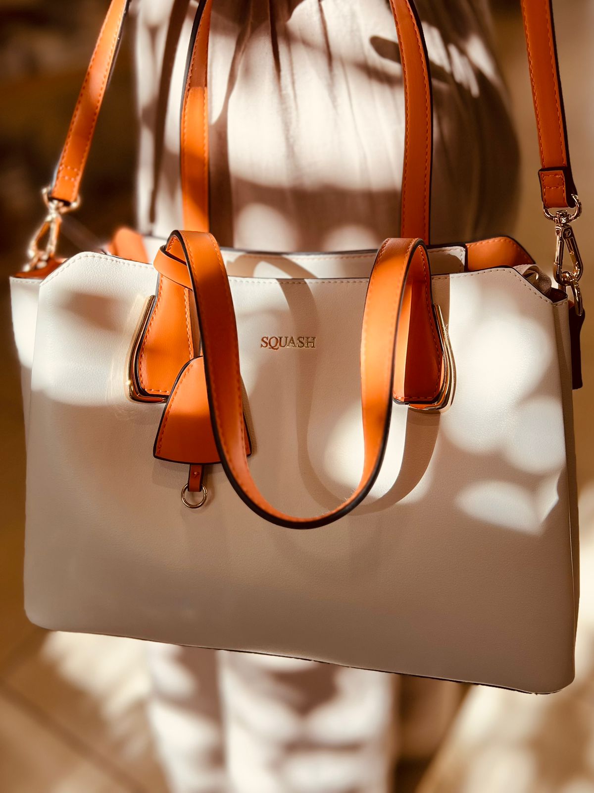 CARTERA THAIS SQUASH