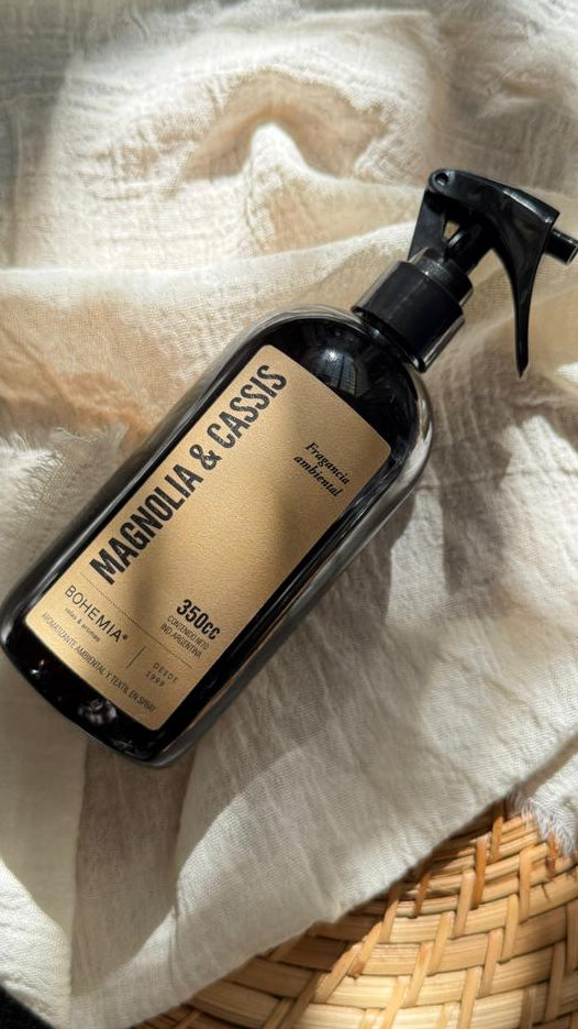 AROMATIZANTE AMBIENTAL Y TEXTIL 350CC BOHEMIA MAGNOLIA Y CASSIS