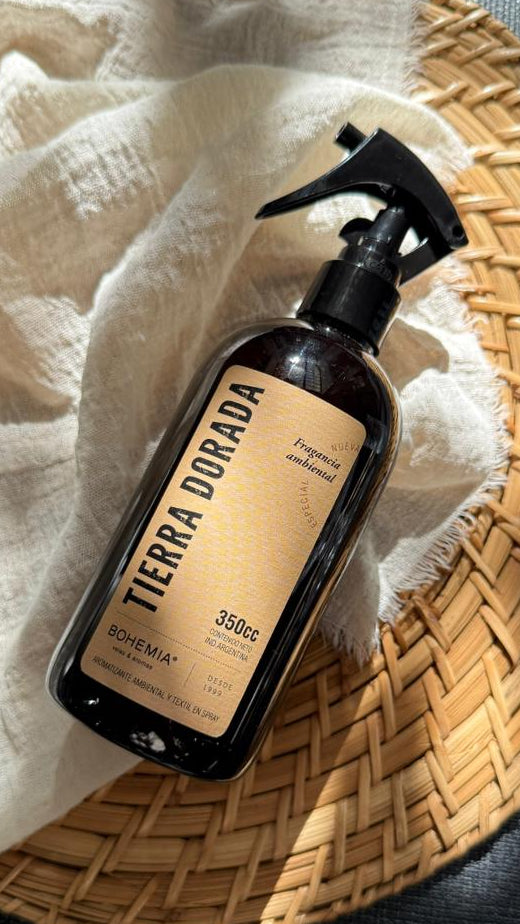 AROMATIZANTE AMBIENTAL Y TEXTIL 350CC BOHEMIA TIERRA DORADA