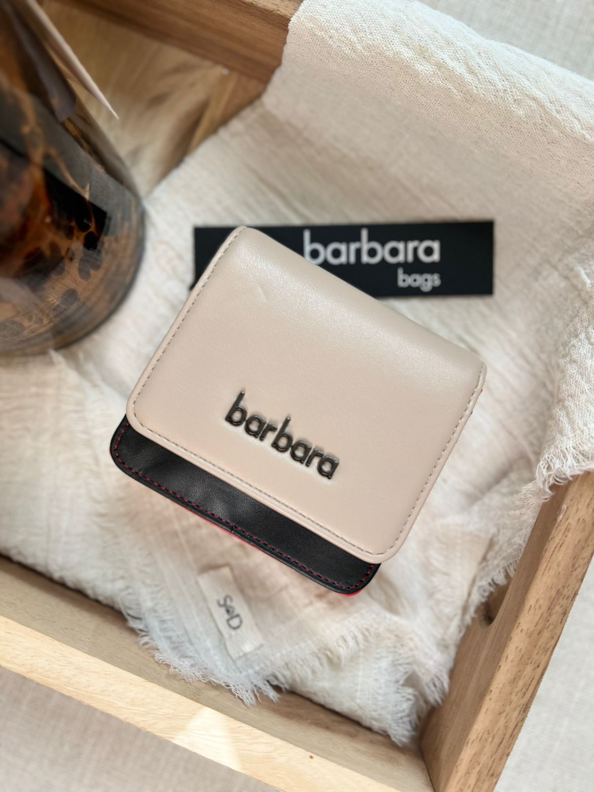 BILLETERA WANDA BEIGE BARBARA