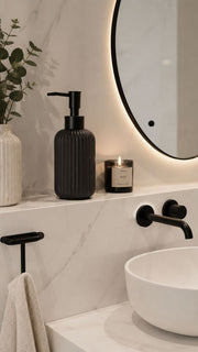 DISPENSER SURCOS RESINA 19CM NEGRO CONEPTO
