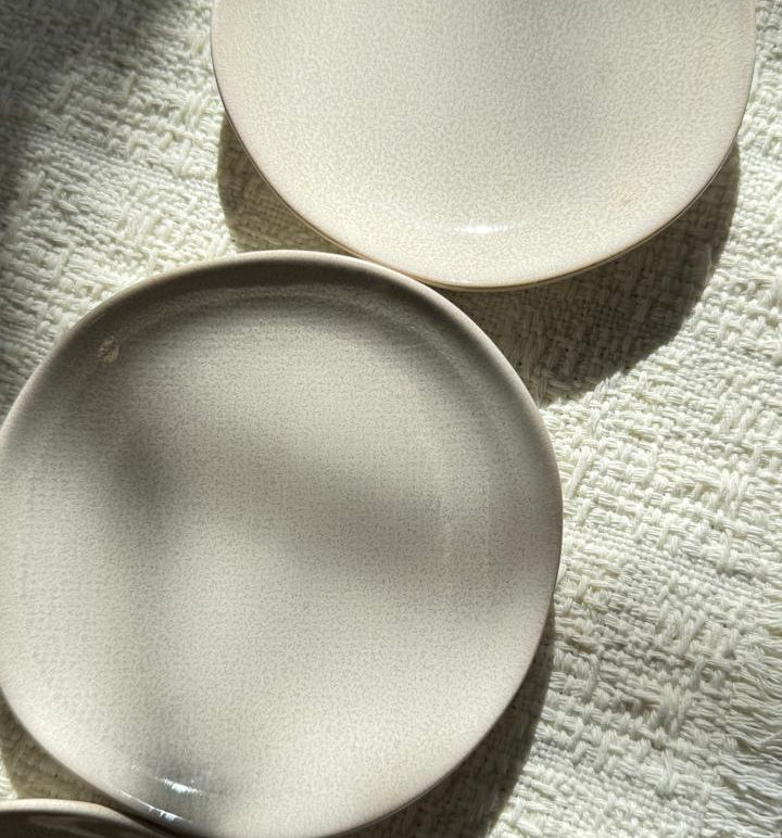 PLATO DE PAN RODAS CREAM 12,5CM MISHKA