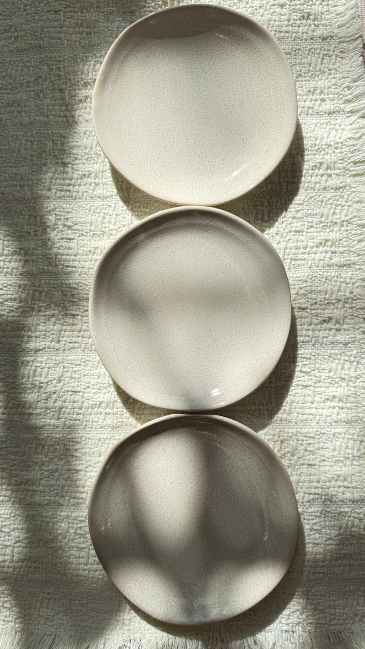 PLATO DE PAN RODAS CREAM 12,5CM MISHKA