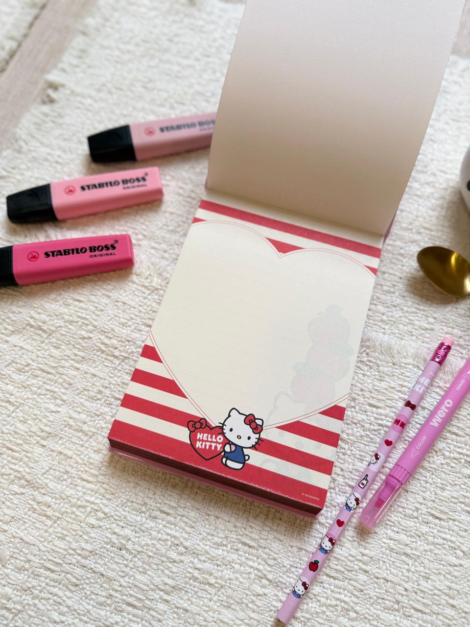BLOCK DE NOTAS MOOVING HELLO KITTY