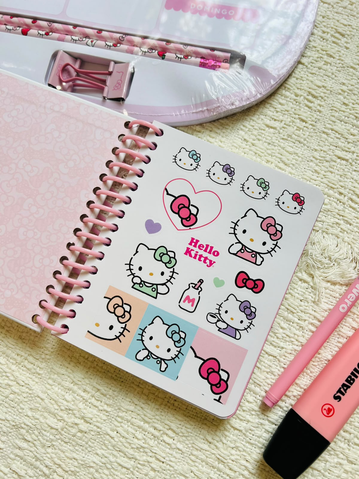 KIT PLANNER HELLO KITTY