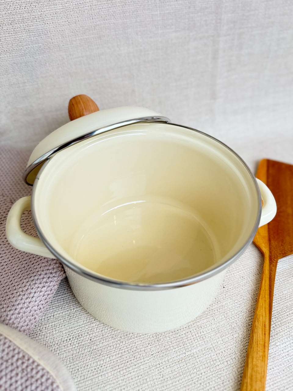 CACEROLA KONYA ENLOZADA CREMA MISHKA